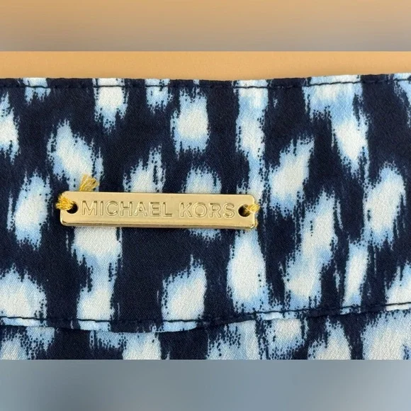 Michael Kors Sleeveless Tie Front, Patterned Colored Blouse, Women's Size Medium - Picture 4 of 10